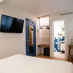 ホテル Bypillow Paseo 3*