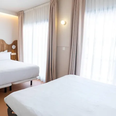 Bypillow Paseo Hotel 3*