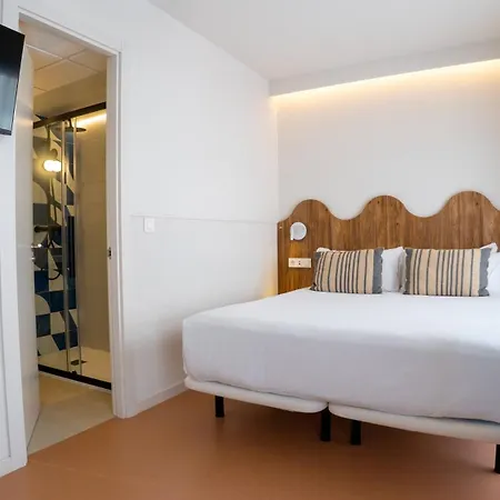 Hotel Bypillow Paseo 3*