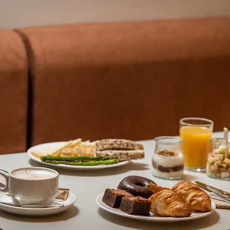 Bypillow Paseo Hotel